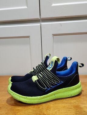 adidas Black & Neon Yellow-Lime Slip-On Athletic Sneakers Boys' Size 5.5